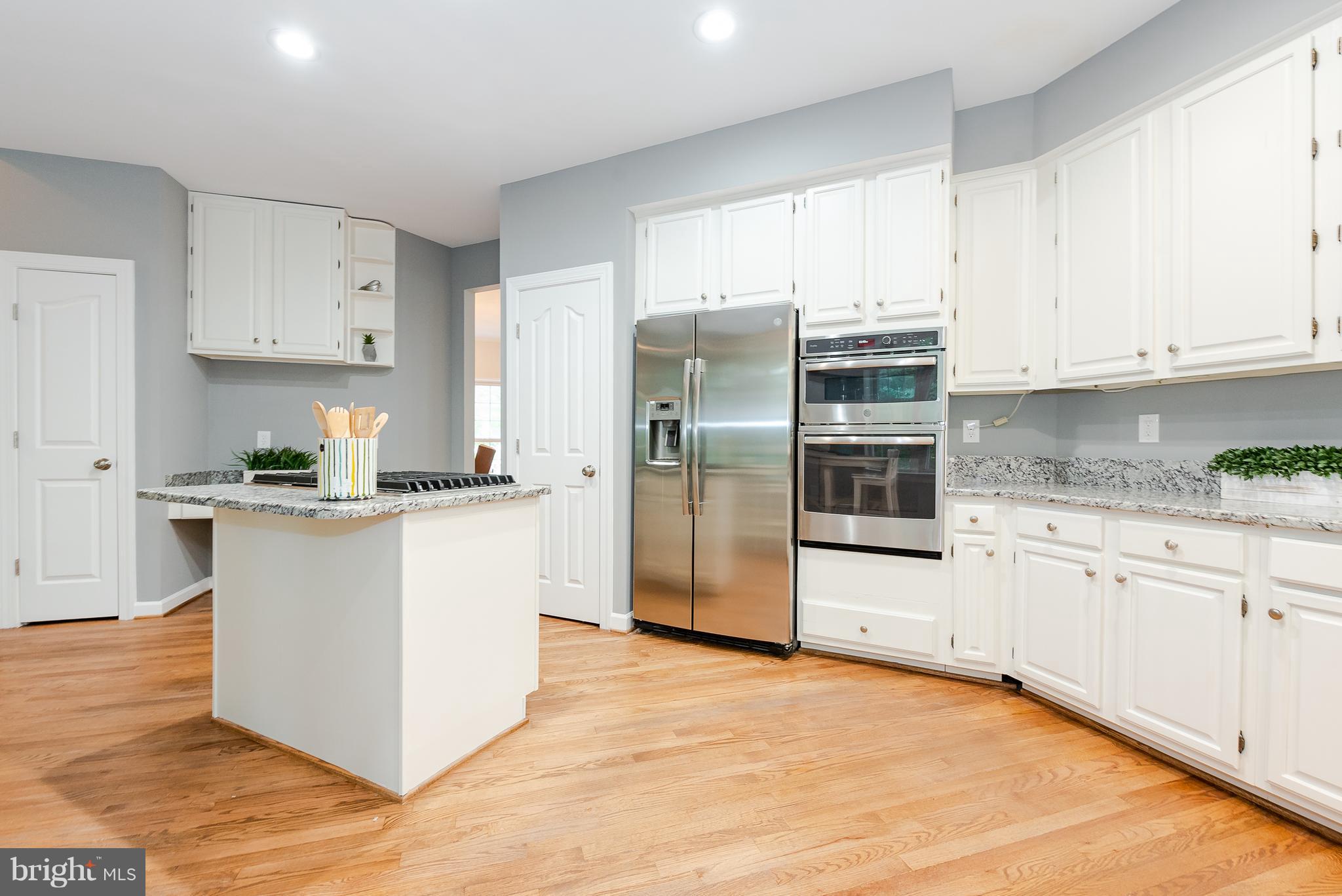 6219 Martin Road Columbia, MD 21044 - Photo 14 of 30 Kitchen