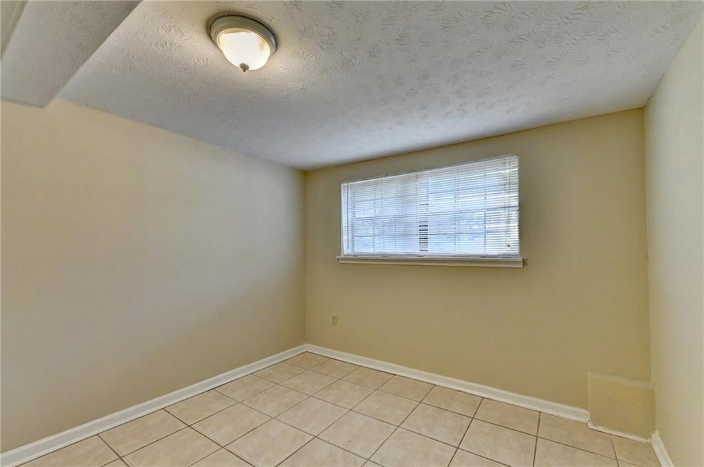 2484 Rhoanoke Drive Duluth, GA 30096 - Photo 34 of 43