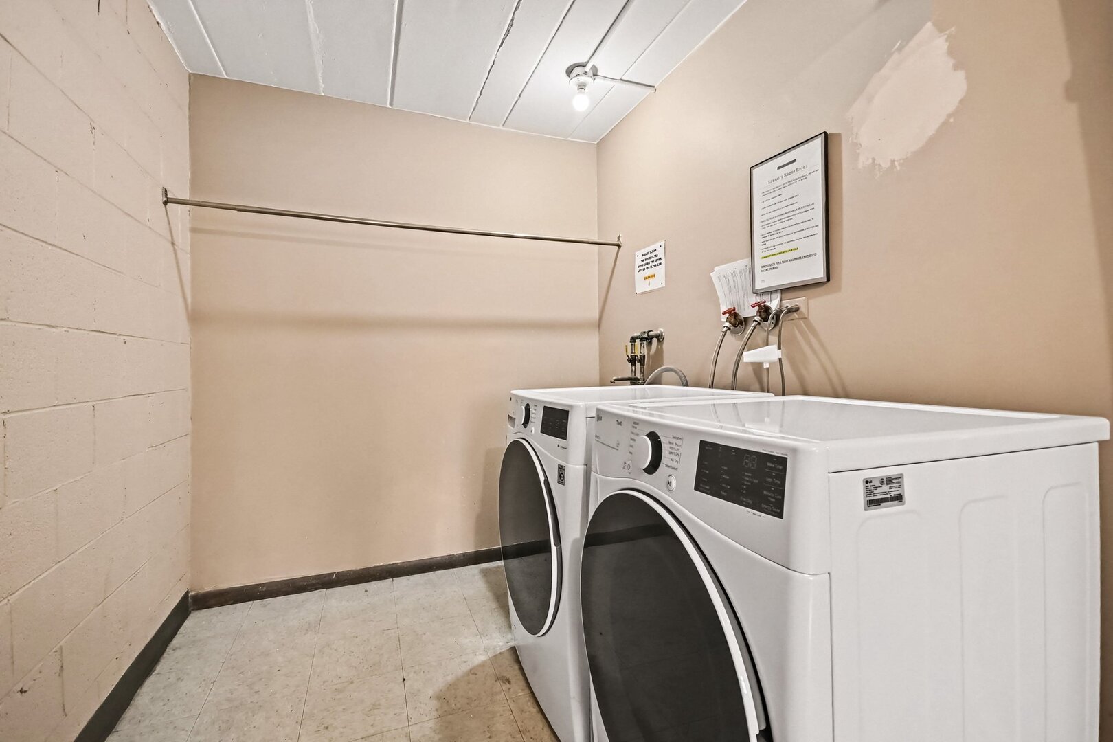 1815 Oakton Street, Unit 1A Park Ridge, IL 60068 - Photo 14 of 21 Gallery Image 14