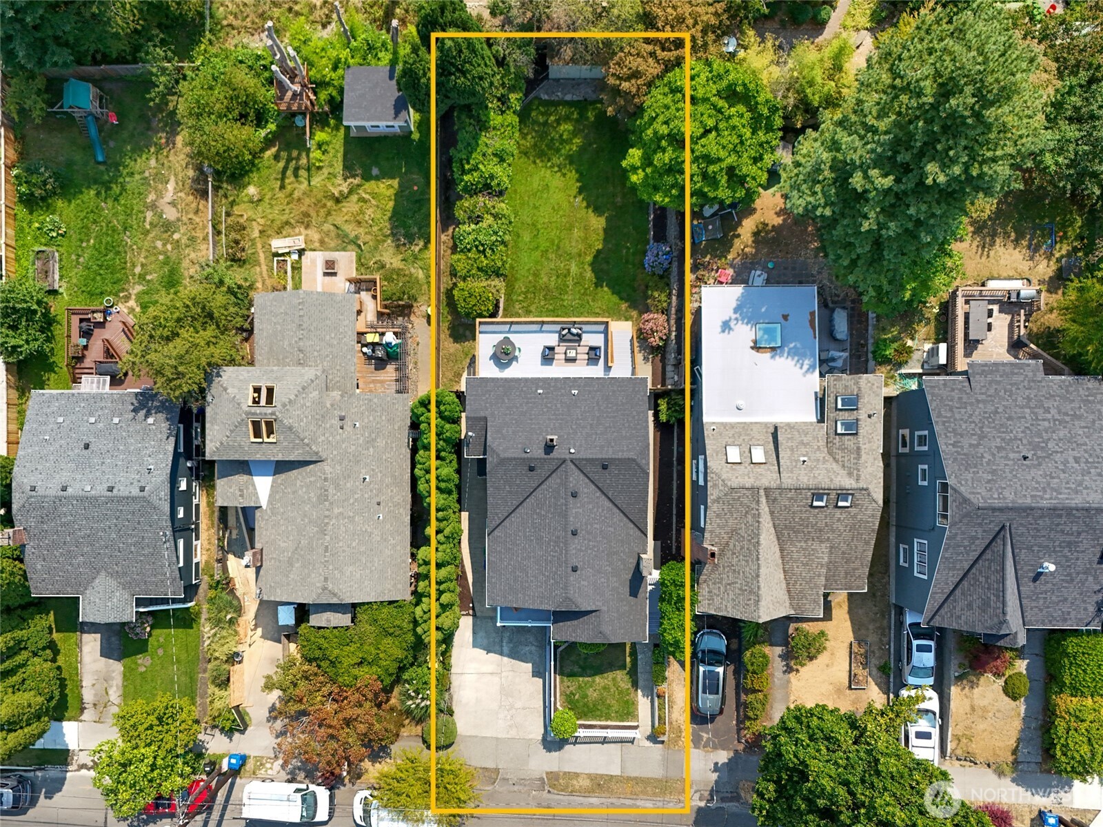 523 North 70th Street Seattle, WA 98103 - Photo 19 of 21 Gallery Image 19
