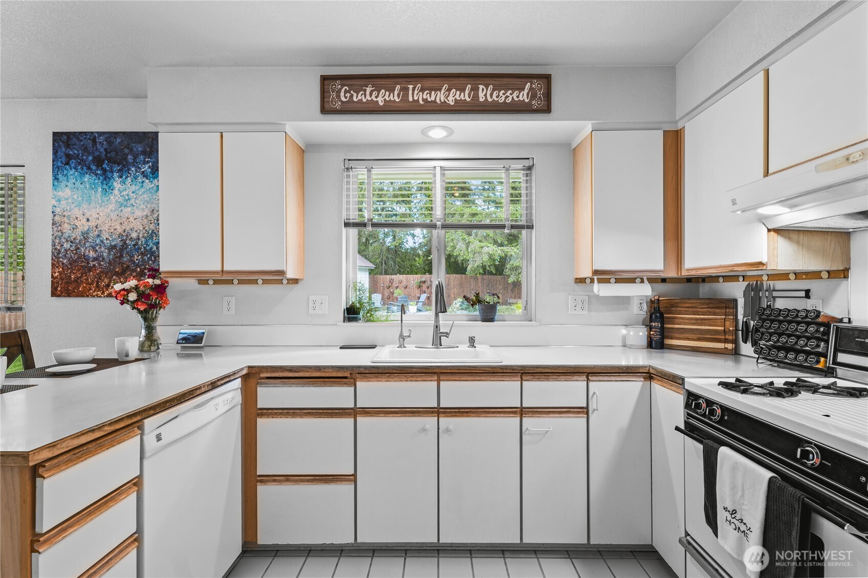 8937 Autumn Line Loop Southeast Olympia, WA 98513 - Photo 12 of 39 Gallery Image 12