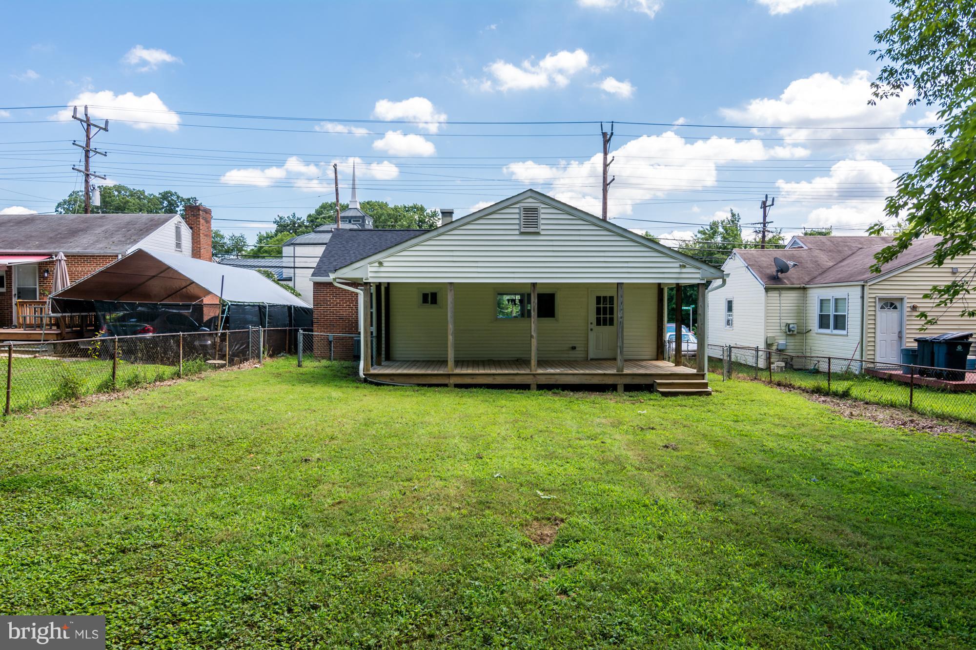 6639 St Barnabas Road Oxon Hill, MD 20745 - Photo 26 of 26 Exterior (Rear)
