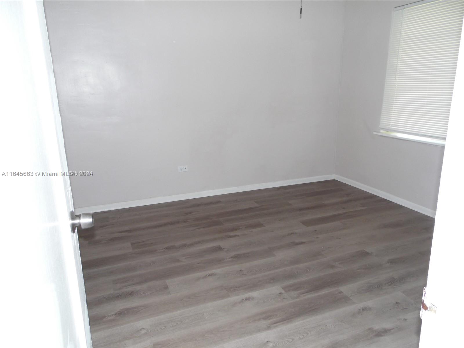 15498 Harding Lane Homestead, FL 33033 - Photo 11 of 24 Gallery Image 11