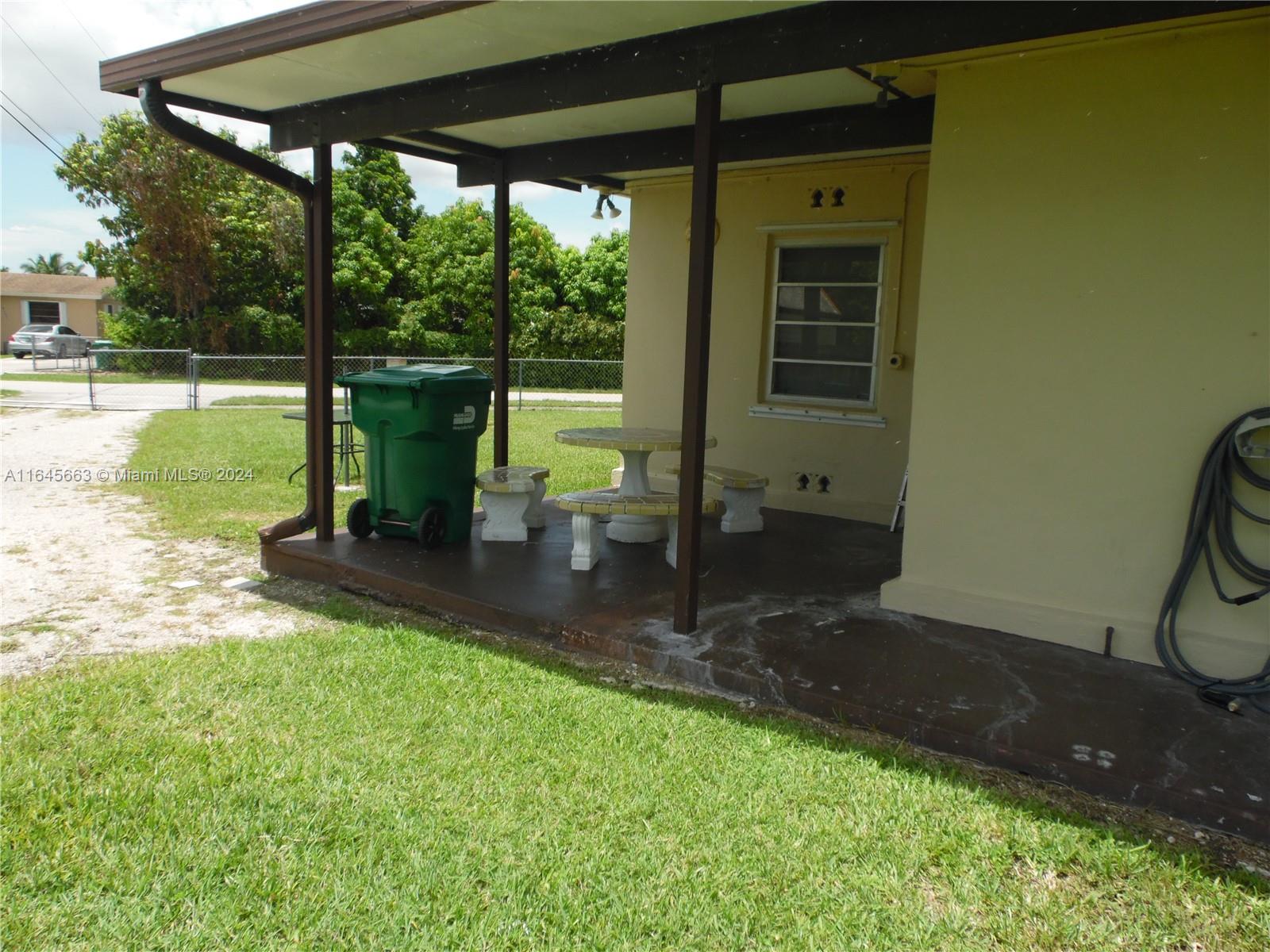 15498 Harding Lane Homestead, FL 33033 - Photo 17 of 24 Gallery Image 17