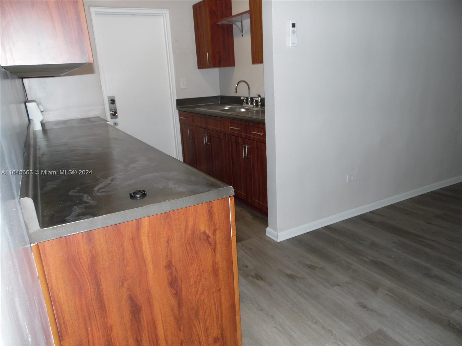 15498 Harding Lane Homestead, FL 33033 - Photo 7 of 24 Gallery Image 7