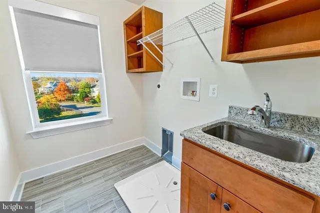 $945,000 | 890 Alameda Drive, Huntingtown, MD 20639