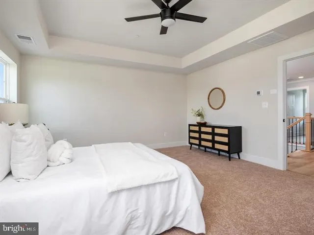 $945,000 | 890 Alameda Drive, Huntingtown, MD 20639