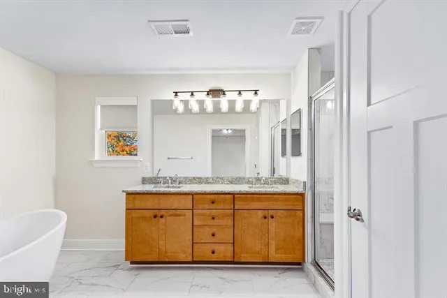 $945,000 | 890 Alameda Drive, Huntingtown, MD 20639