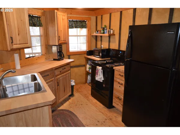 $650,000 | 64955 Old Oregon Trail, Meacham, OR 97859