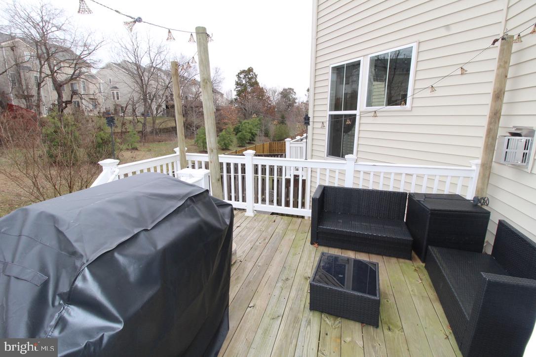 9089 Ribbon Falls Loop Bristow, VA 20136 - Photo 12 of 32 Gallery Image 12