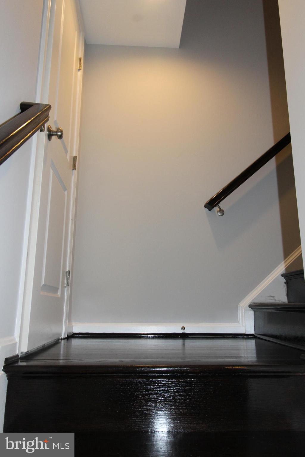 9089 Ribbon Falls Loop Bristow, VA 20136 - Photo 16 of 32 Gallery Image 16
