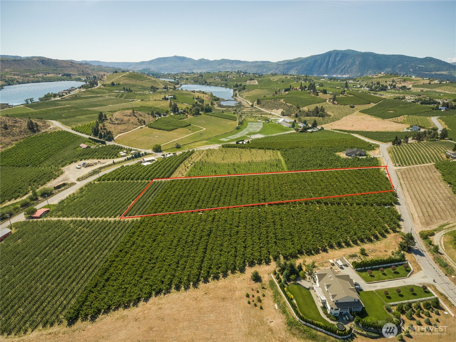 984 Loop Avenue Manson, WA 98831 - Photo 3 of 14 a view of a city