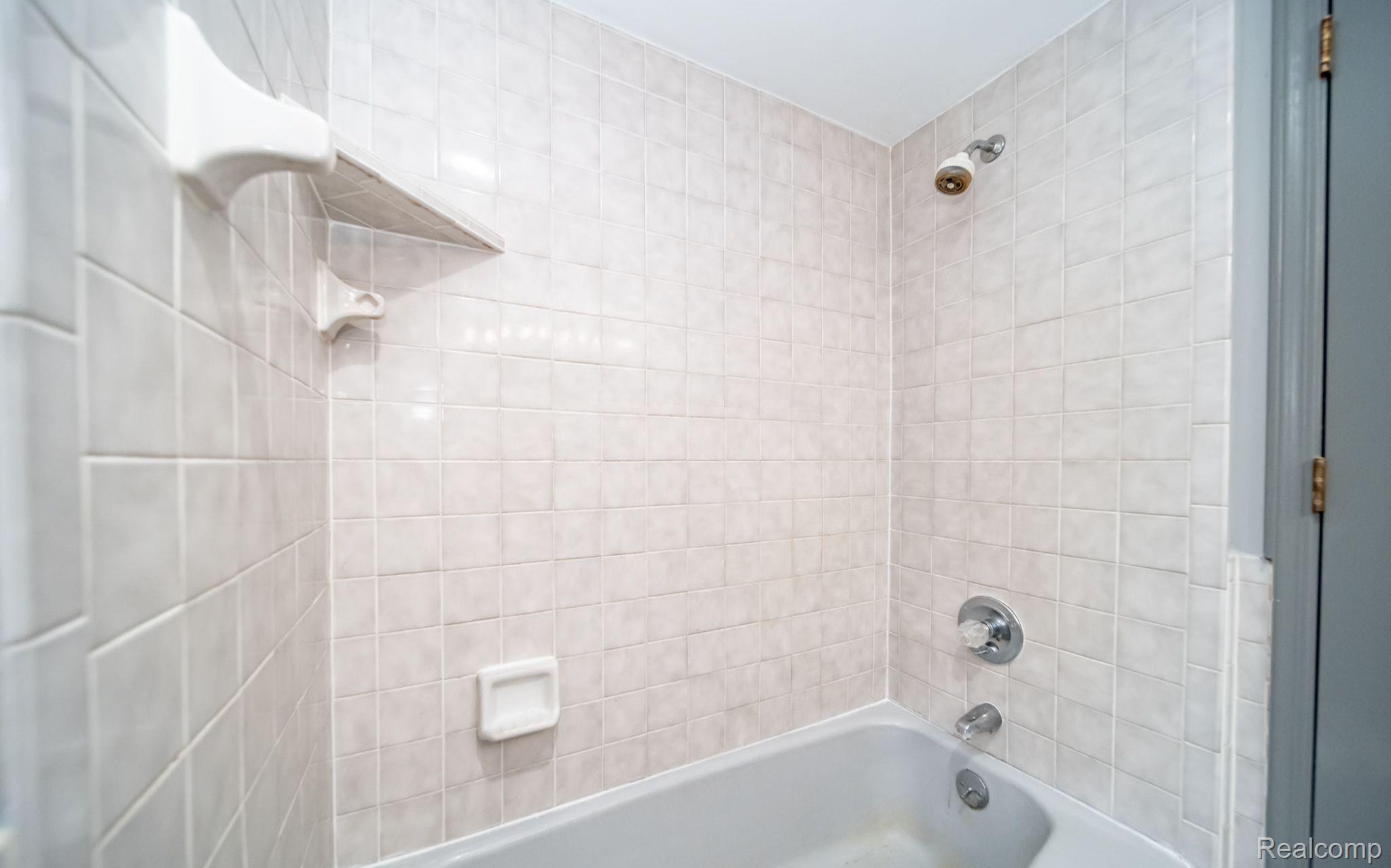 480 South Rochester Road Oakland, MI 48363 - Photo 50 of 91 Gallery Image 50