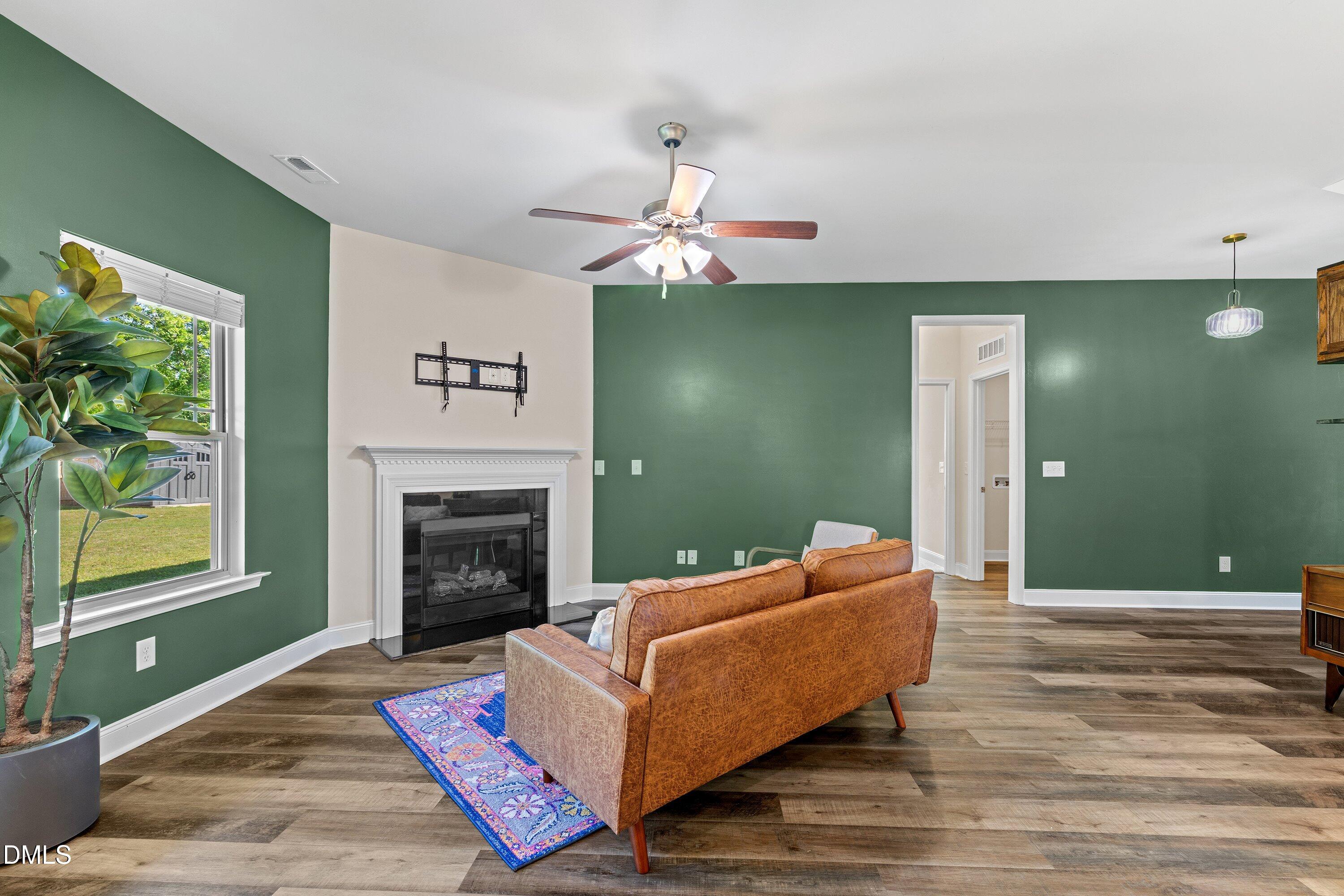 39 Pal Court Benson, NC 27504 - Photo 19 of 32 16-39 Pal Ct _9612