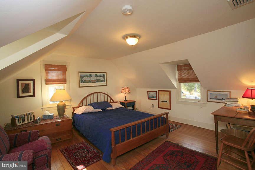 1456 East West Shady Side Road Shady Side, MD 20764 - Photo 11 of 30 Bedroom