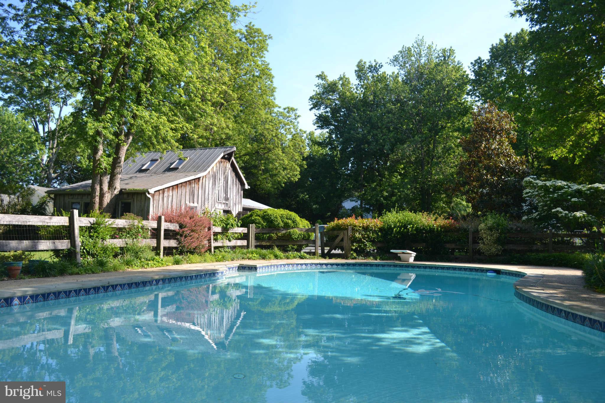 1456 East West Shady Side Road Shady Side, MD 20764 - Photo 22 of 30 Pool and Spa