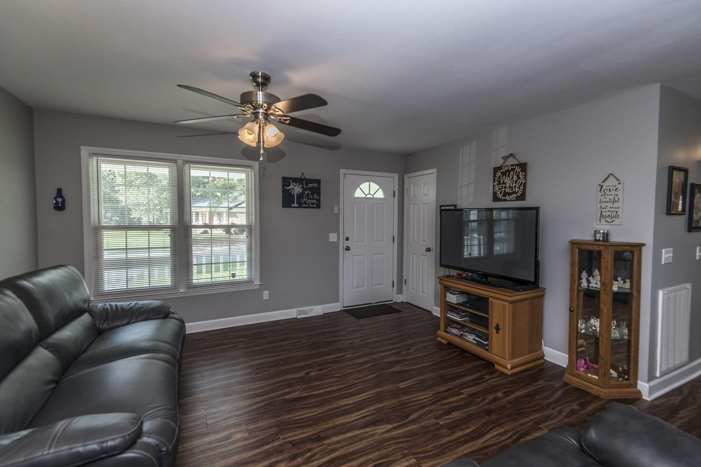 208 Trinity Place Ladson, SC 29456 - Photo 9 of 37 9