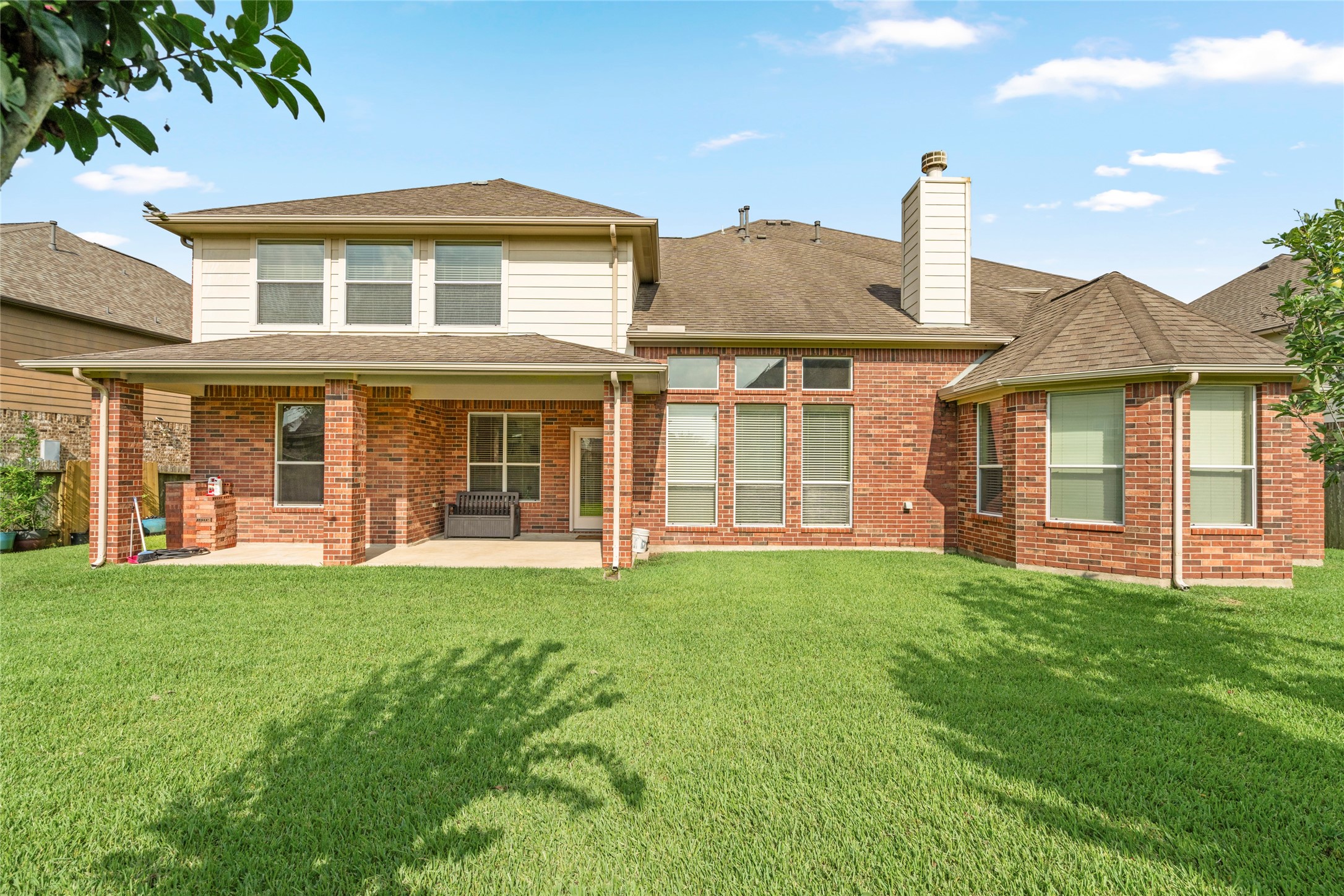 5307 Amber Sky Lane Rosharon, TX 77583 - Photo 45 of 50 An exceptional outdoor canvas awaits, with sprawling green space and mature trees offering both beauty and privacy for the next homeowner.