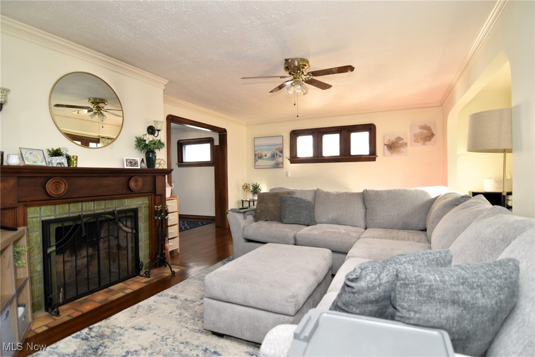 840 Beverly Road Cleveland Heights, OH 44121 - Photo 6 of 39