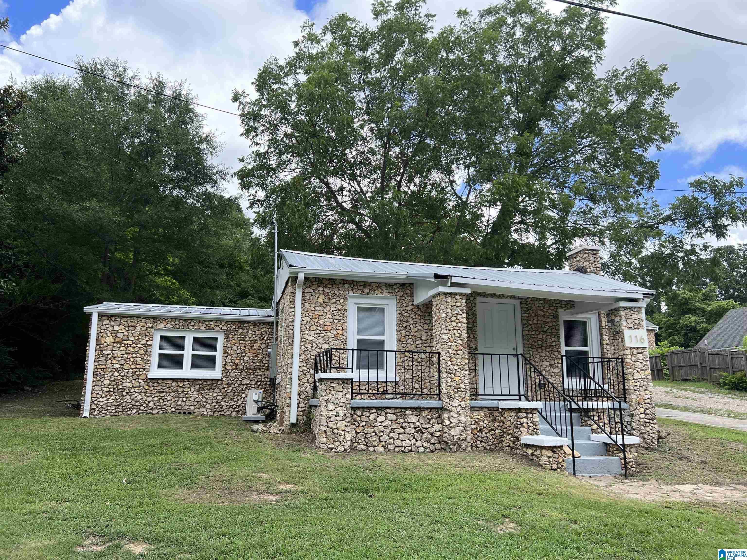 116 25th Avenue Northeast Birmingham, AL 35215 - Photo 2 of 29