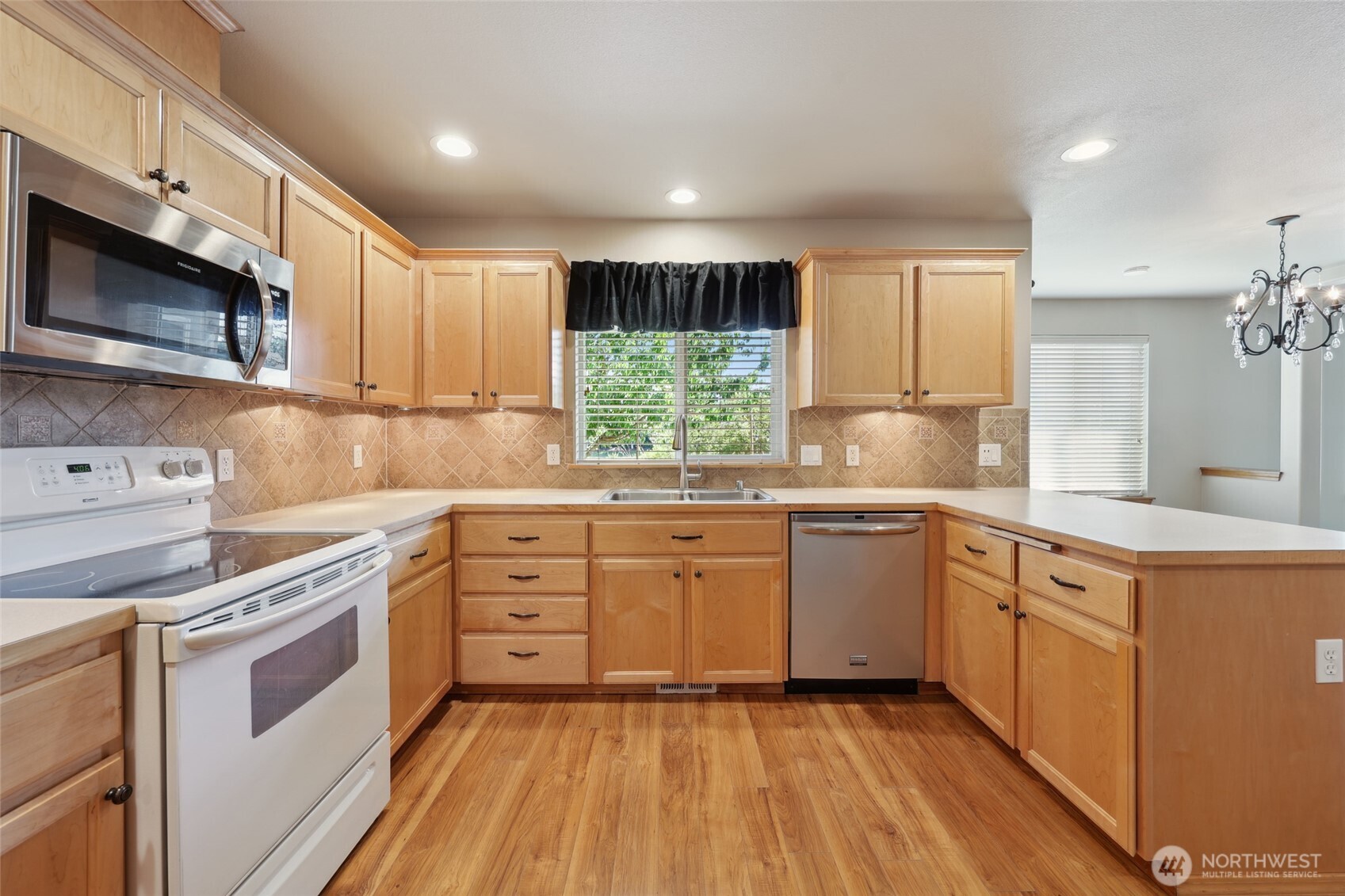 7165 Radius Loop Southeast Lacey, WA 98513 - Photo 11 of 37 Gallery Image 11