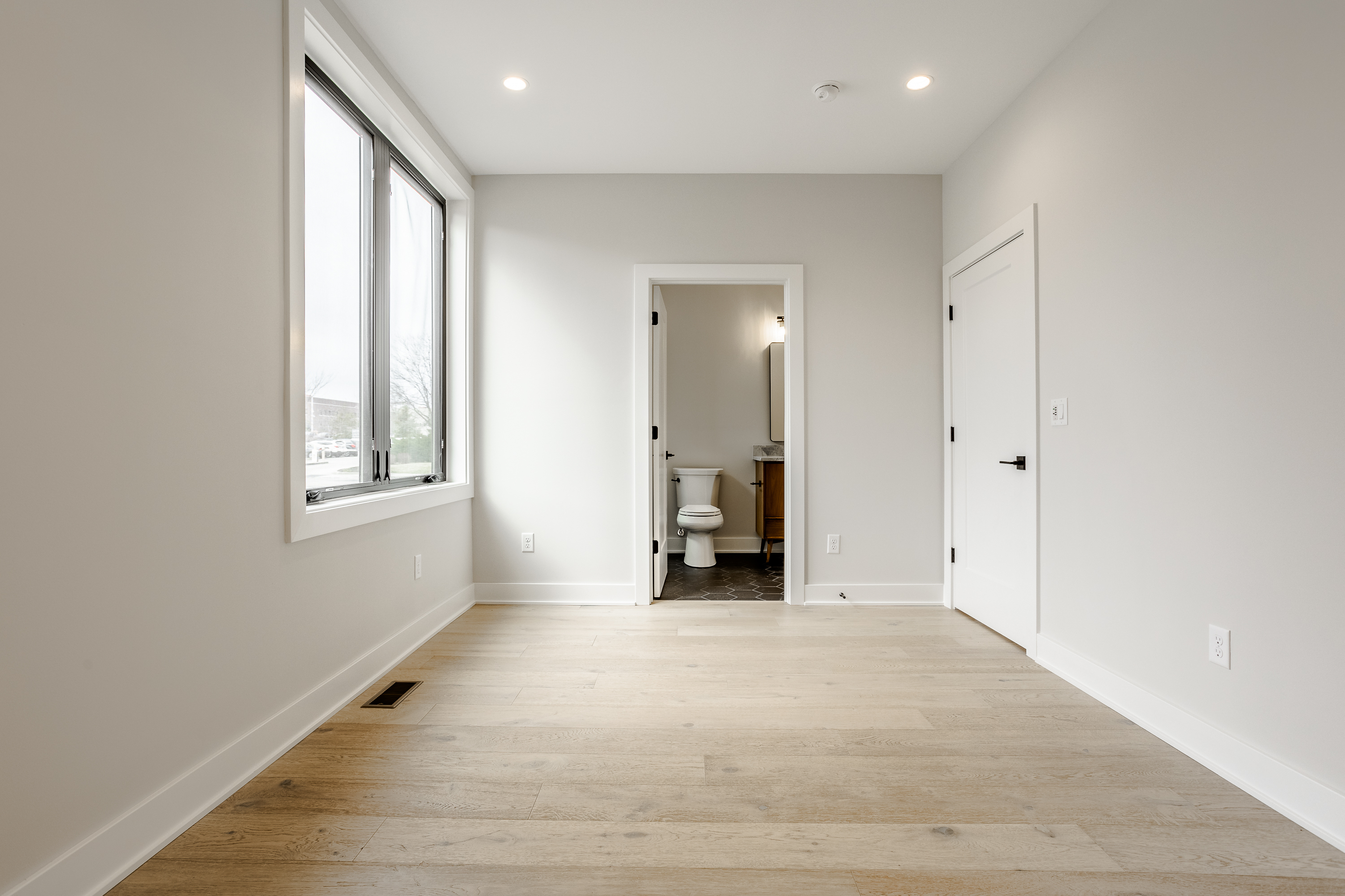 505 South East Street Indianapolis, IN 46225 - Photo 13 of 73