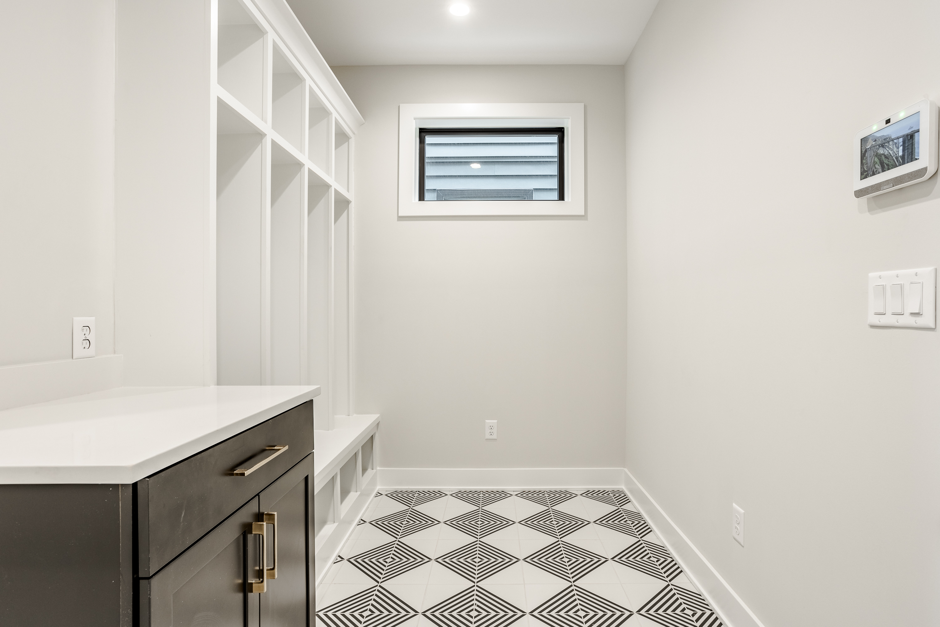 505 South East Street Indianapolis, IN 46225 - Photo 18 of 73