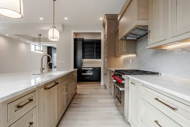 $1,799,900 | 505 South East Street, Indianapolis, IN 46225