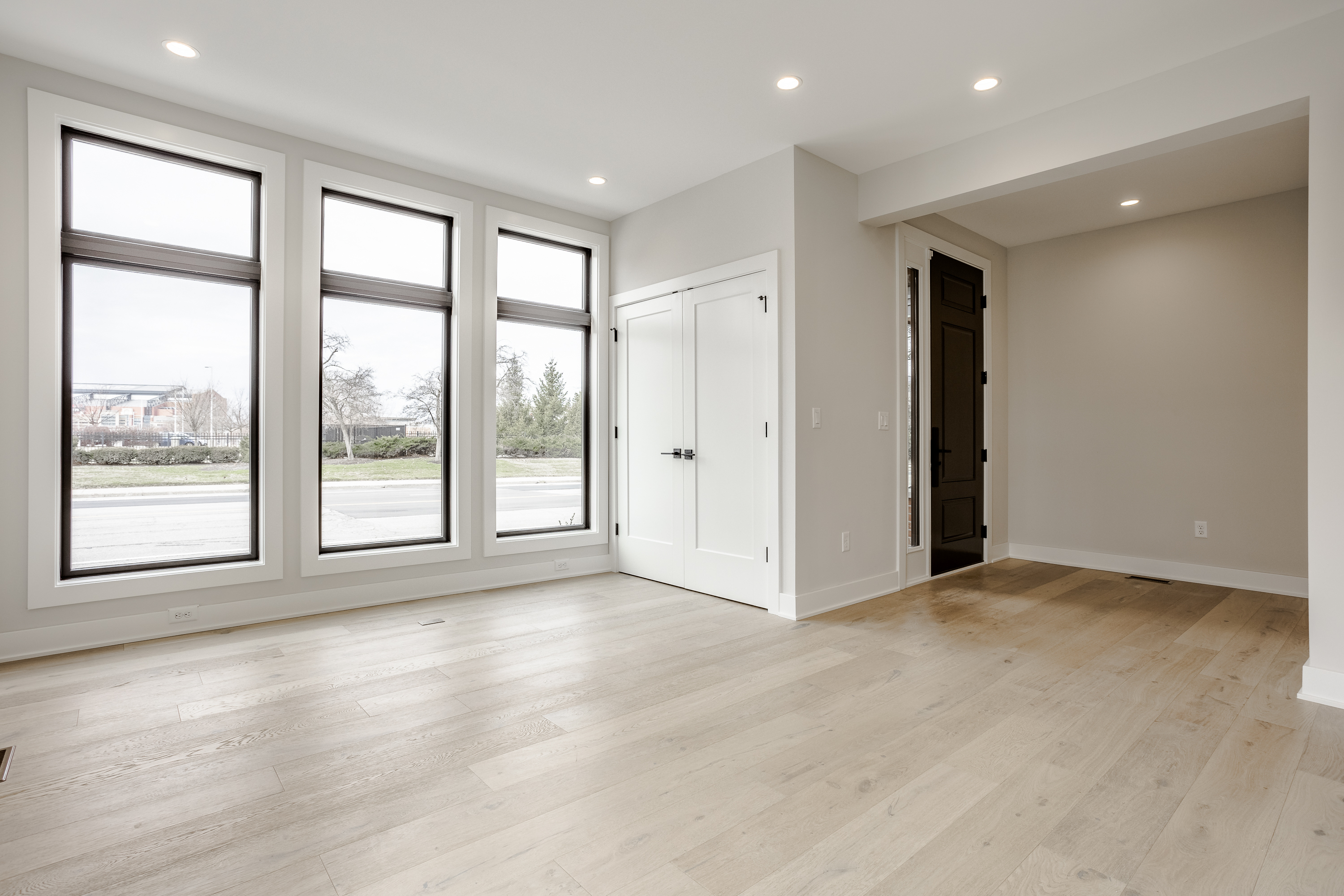 505 South East Street Indianapolis, IN 46225 - Photo 10 of 73