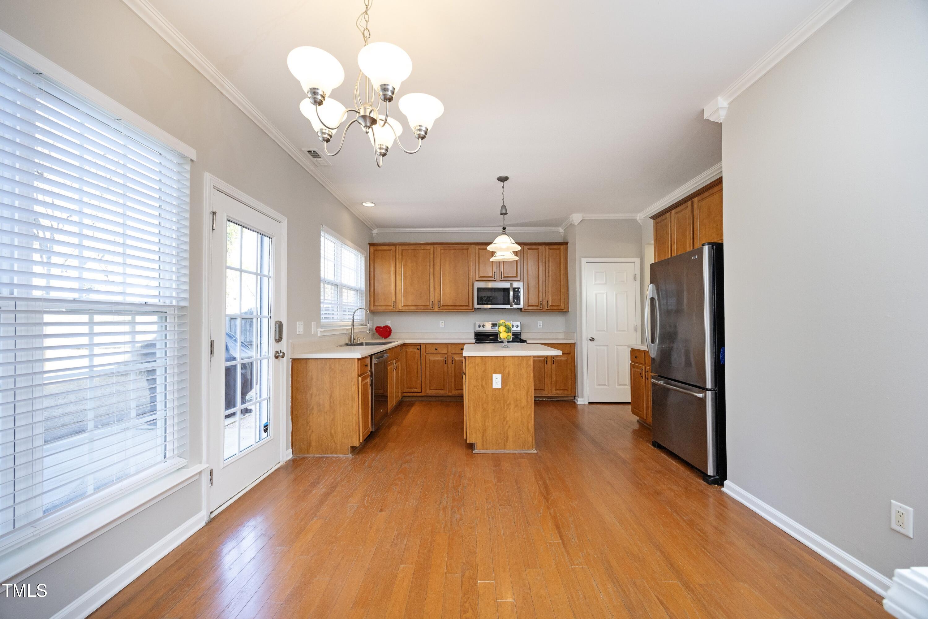 1525 Nealstone Way Raleigh, NC 27614 - Photo 13 of 47 Kitchen