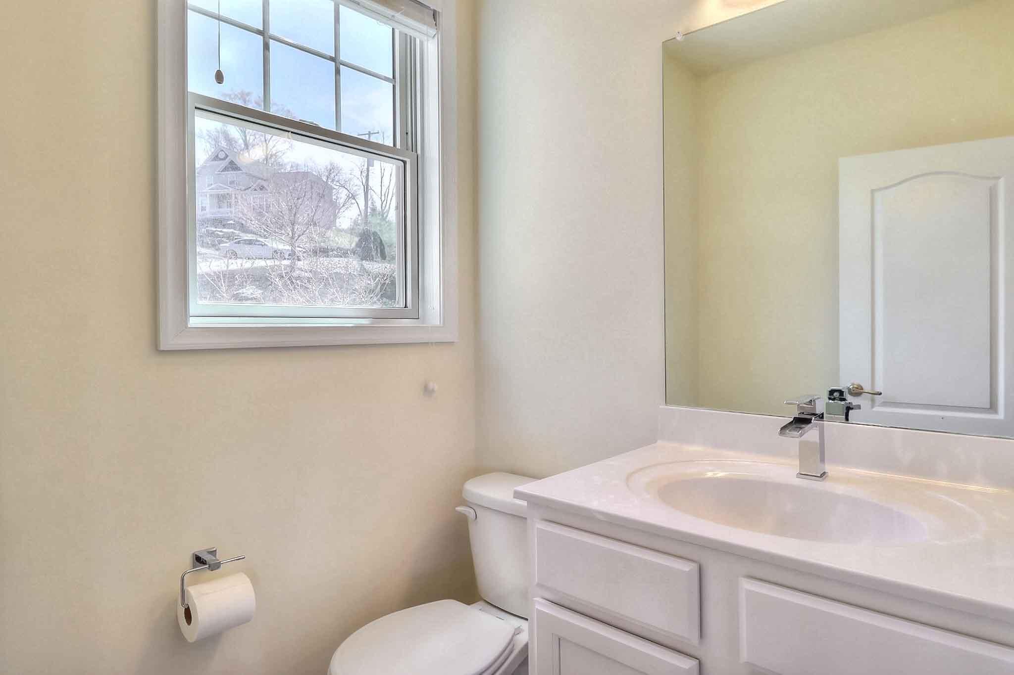 301 Reagan Drive East Stroudsburg, PA 18301 - Photo 27 of 59 Powder Room