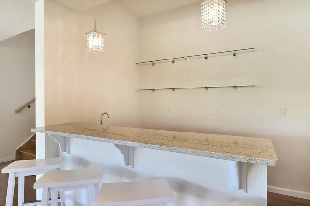 $899,800 | 301 Reagan Drive, East Stroudsburg, PA 18301