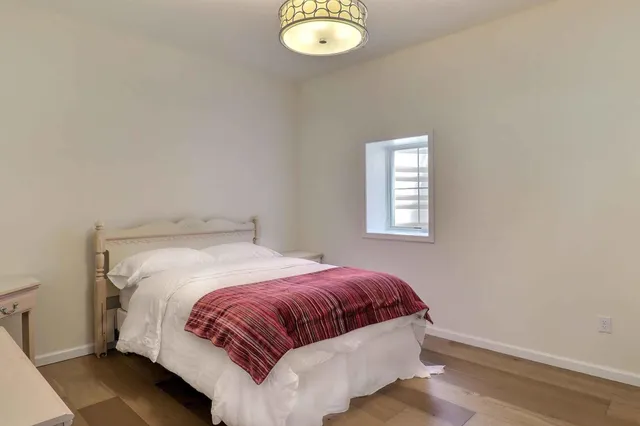 $899,800 | 301 Reagan Drive, East Stroudsburg, PA 18301