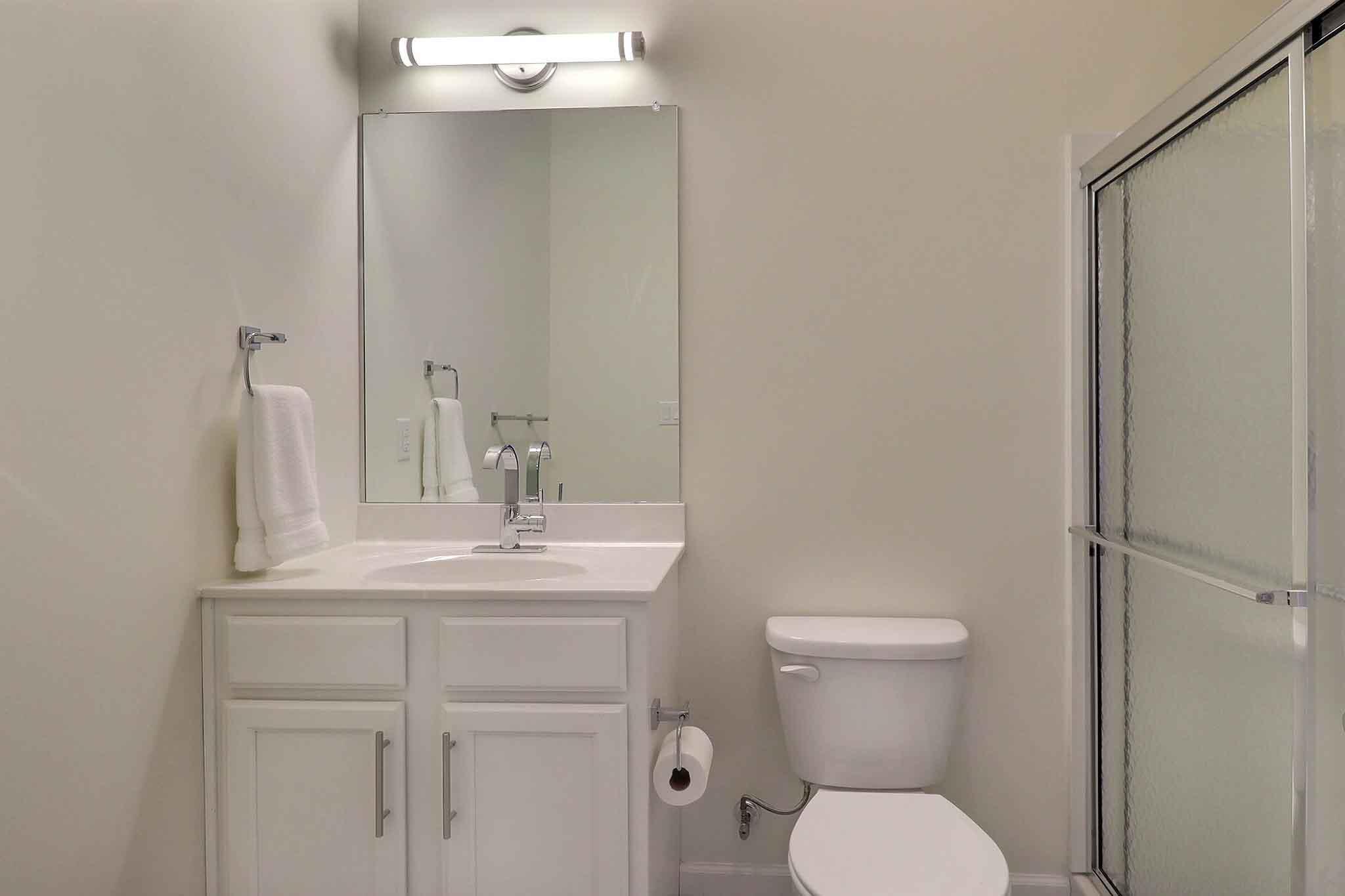 301 Reagan Drive East Stroudsburg, PA 18301 - Photo 47 of 59 En Suite Bath to Bedroom 6