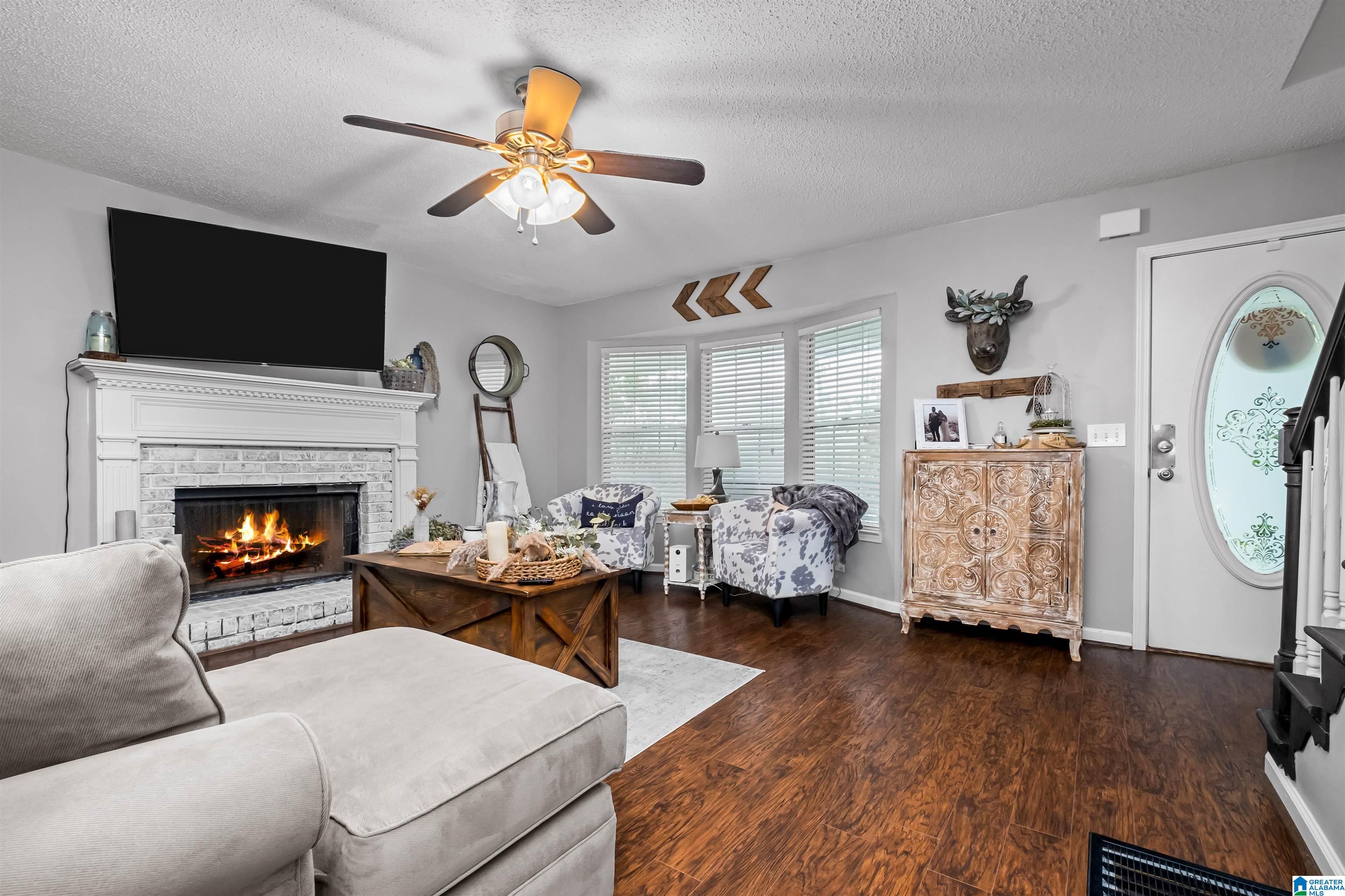 190 Lisa Lane Springville, AL 35146 - Photo 4 of 26