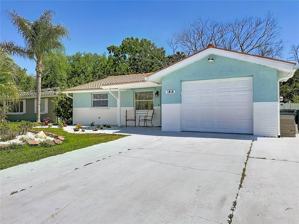4848 Shell Stream Boulevard New Port Richey, FL 34652 - Photo 3 of 58 Gallery Image 3