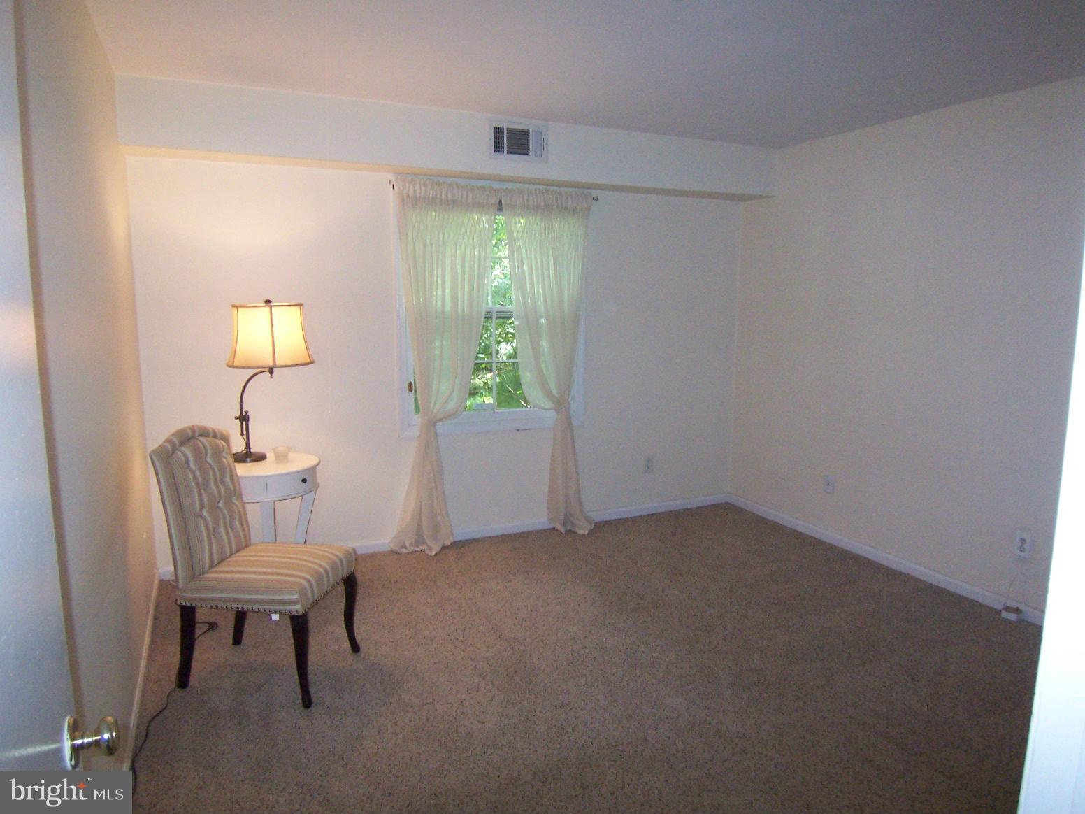 5905 Bayshire Road, Unit 187 Springfield, VA 22152 - Photo 7 of 13 Bedroom (Master)