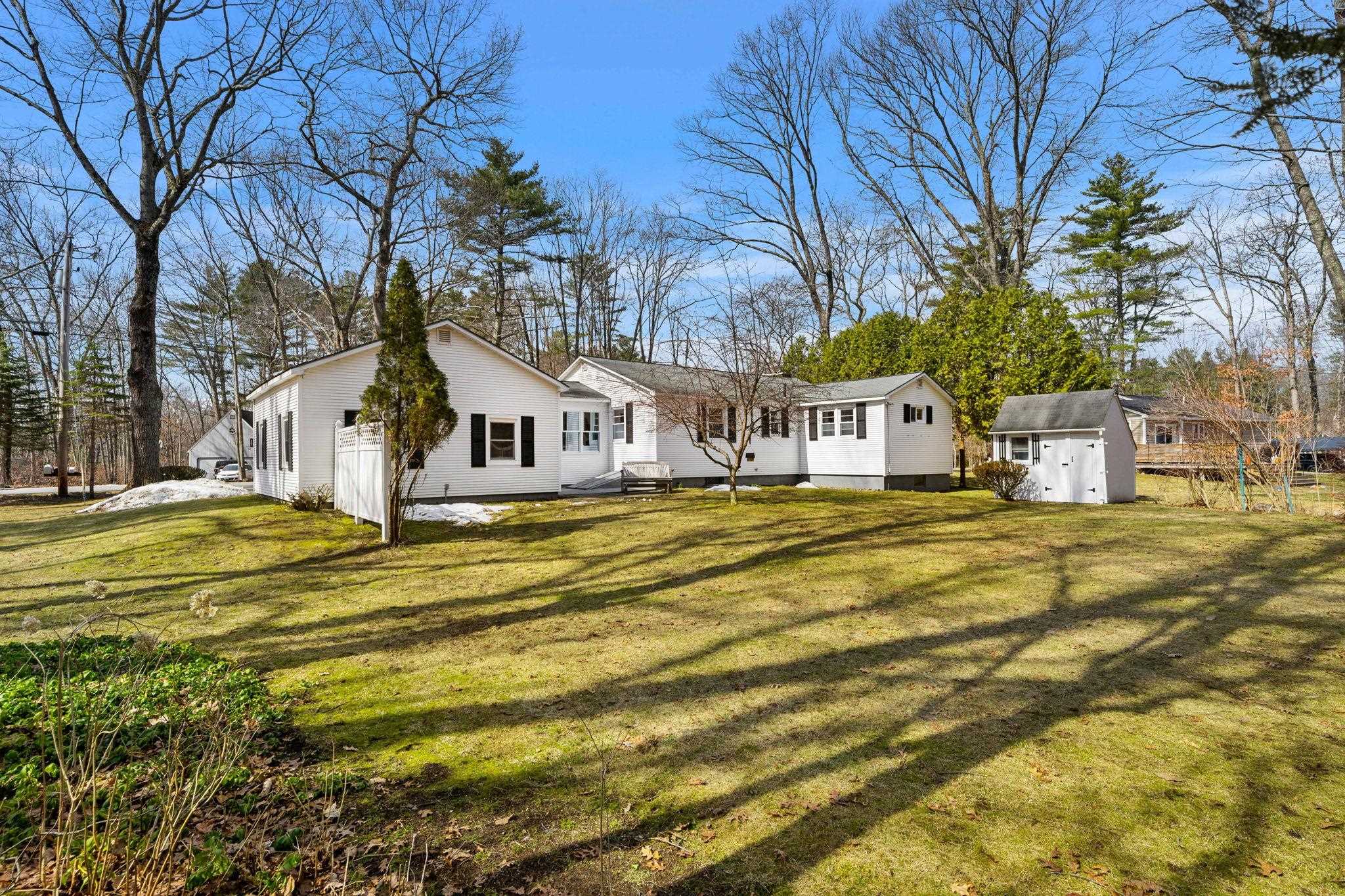 53 Seaverns Bridge Road Amherst, NH 03031 - Photo 31 of 43