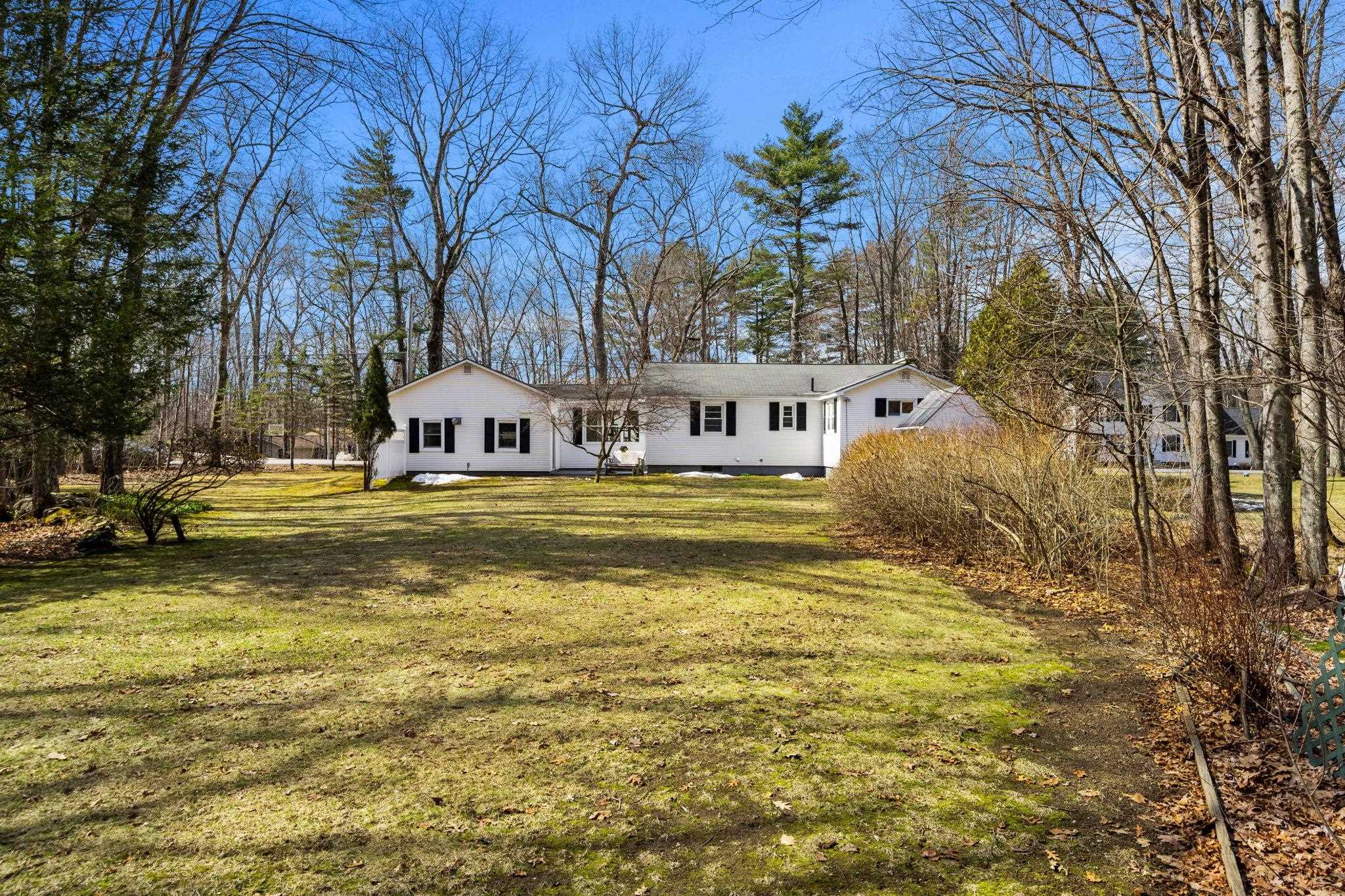 53 Seaverns Bridge Road Amherst, NH 03031 - Photo 32 of 43