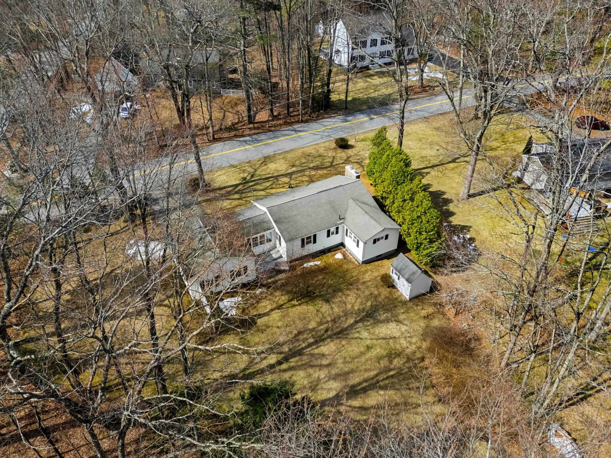 53 Seaverns Bridge Road Amherst, NH 03031 - Photo 36 of 43