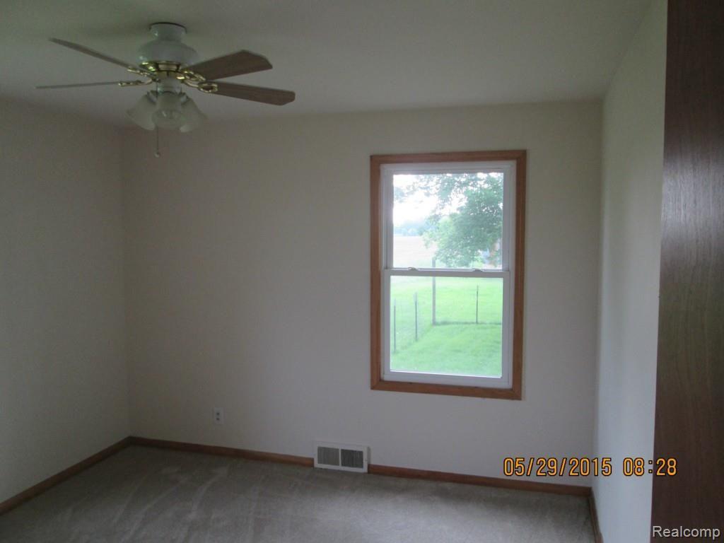 6324 Wildcat Road Jeddo, MI 48032 - Photo 12 of 36