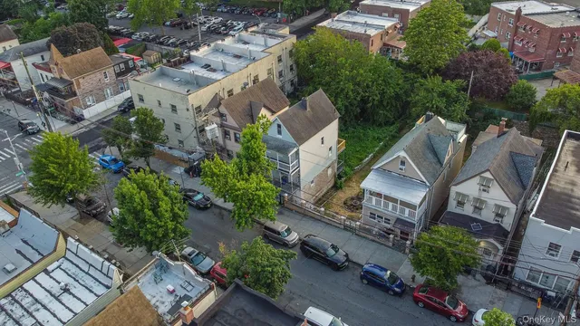 $829,000 | 1513 Rosedale Avenue | Stratton Park