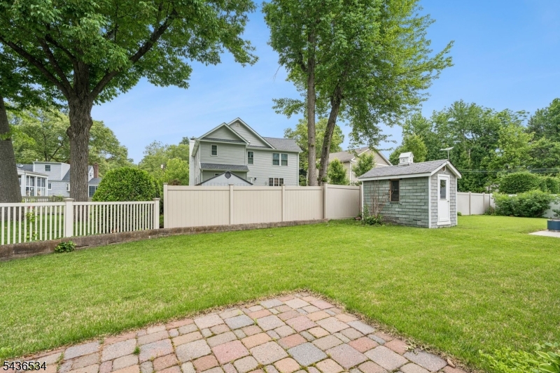 106 Salter Street Springfield, NJ 07081 - Photo 25 of 25