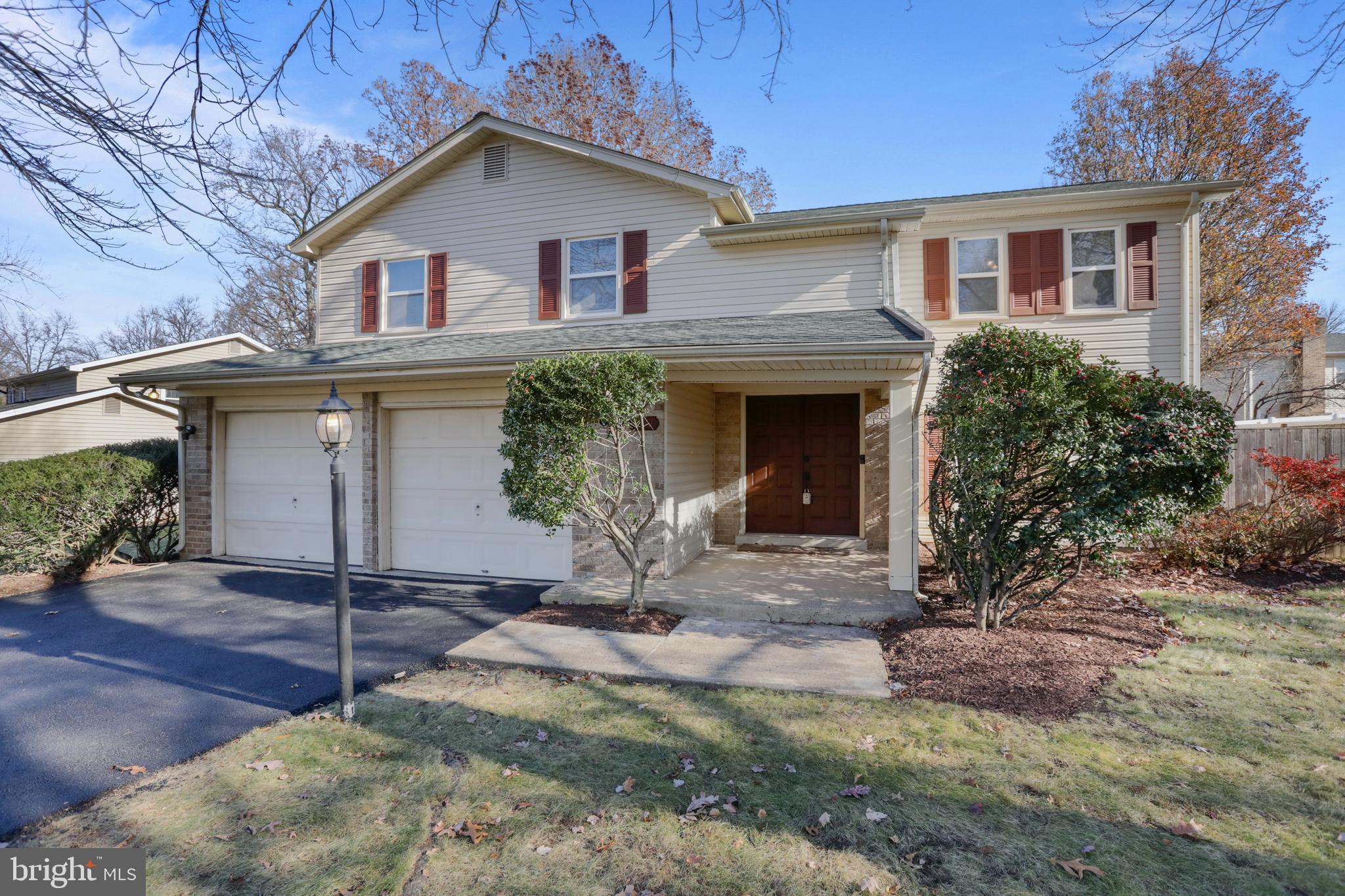 4517 Lees Corner Road Chantilly, VA 20151 - Photo 24 of 27 Front Entry