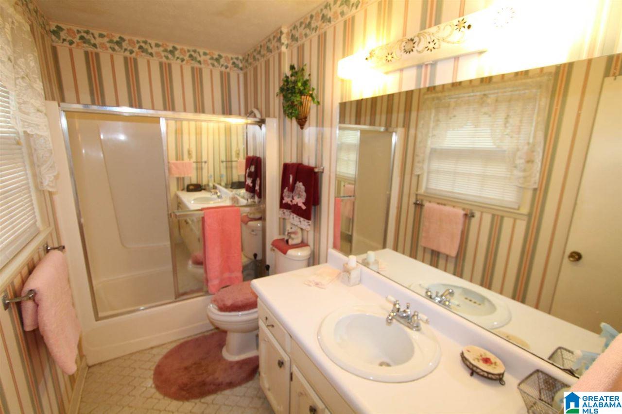 1530 Elizabeth Street Anniston, AL 36207 - Photo 19 of 26