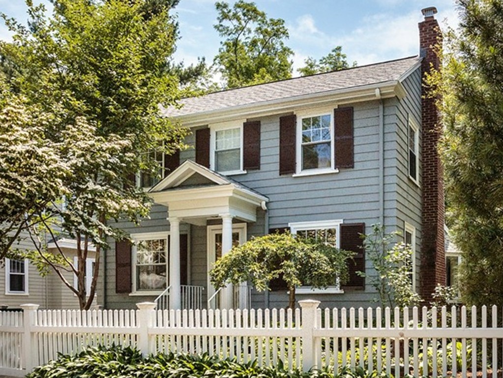 76 High Haith Road Arlington, MA 02476 - Photo 1 of 20 Gallery Image 1