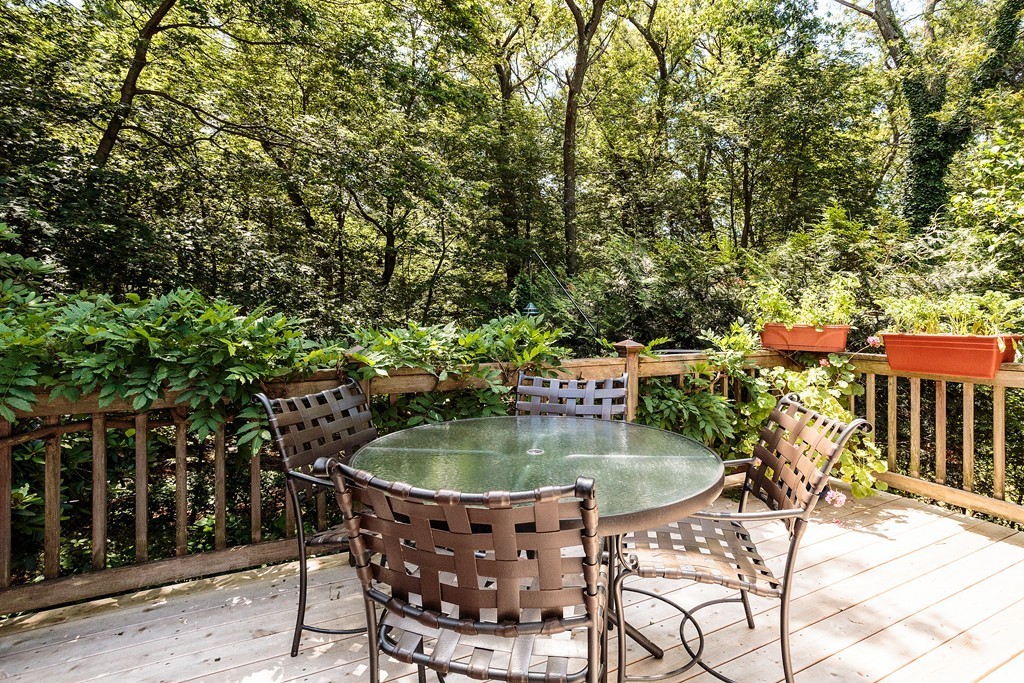 76 High Haith Road Arlington, MA 02476 - Photo 16 of 20 Gallery Image 16