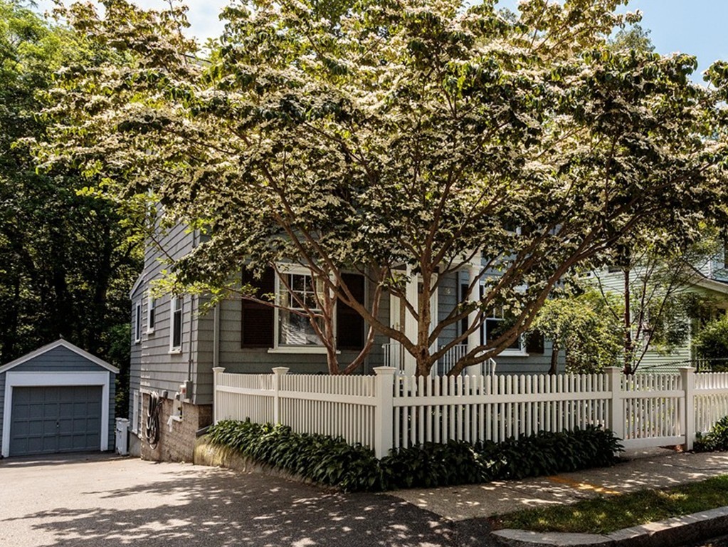 76 High Haith Road Arlington, MA 02476 - Photo 20 of 20 Gallery Image 20
