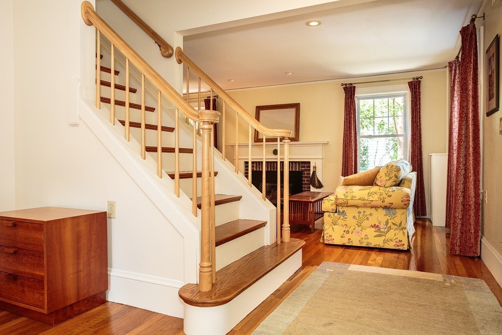 76 High Haith Road Arlington, MA 02476 - Photo 8 of 20 Gallery Image 8