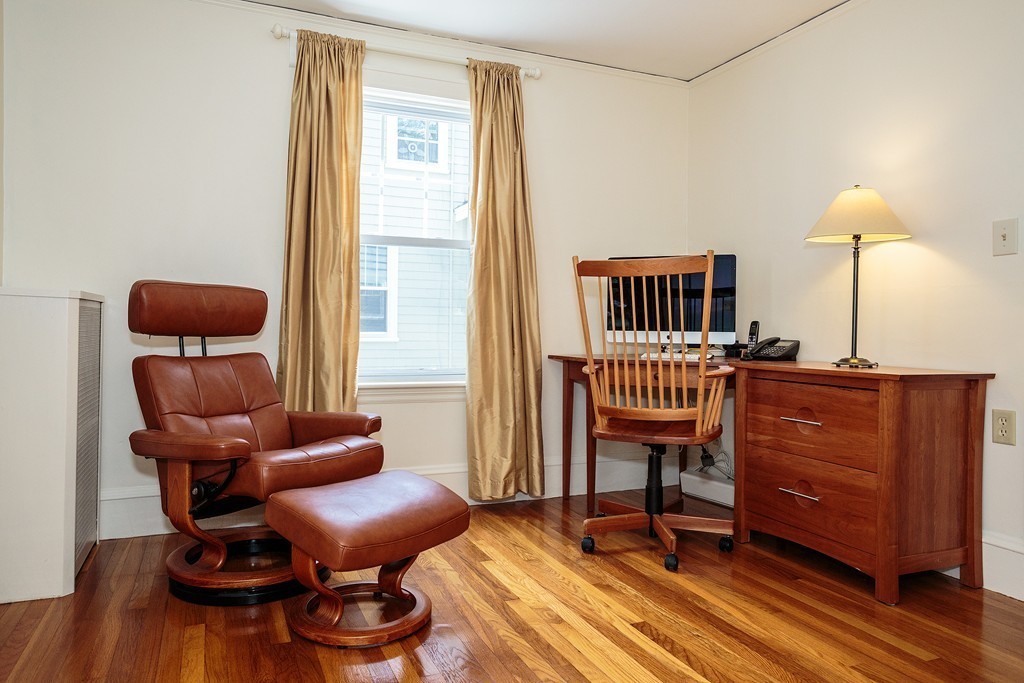 76 High Haith Road Arlington, MA 02476 - Photo 9 of 20 Gallery Image 9